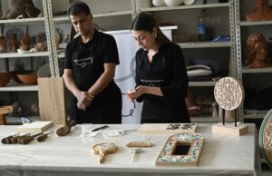 ANKARA (AA) – Türkiye'de birçok kurumun kıyafet tasarımını yapan Uşak