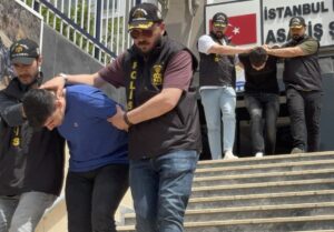 İSTANBUL (AA) – Üsküdar'da, bir fırına silahla ateş ettiği iddiasıyla