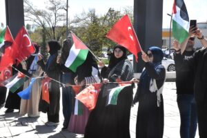 VAN (AA) – Van Yüzüncü Yıl Üniversitesi'ndeki (Van YYÜ) akademisyenler