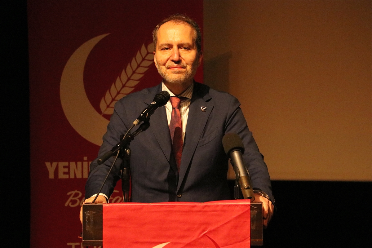 Yeniden Refah Partisi Genel Başkanı Erbakan, Tekirdağ'da partisinin il kongresine katıldı