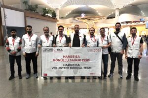 İSTANBUL (AA) – Yeryüzü Doktorları Derneği, gönüllü sağlık ekibiyle Somali'de,