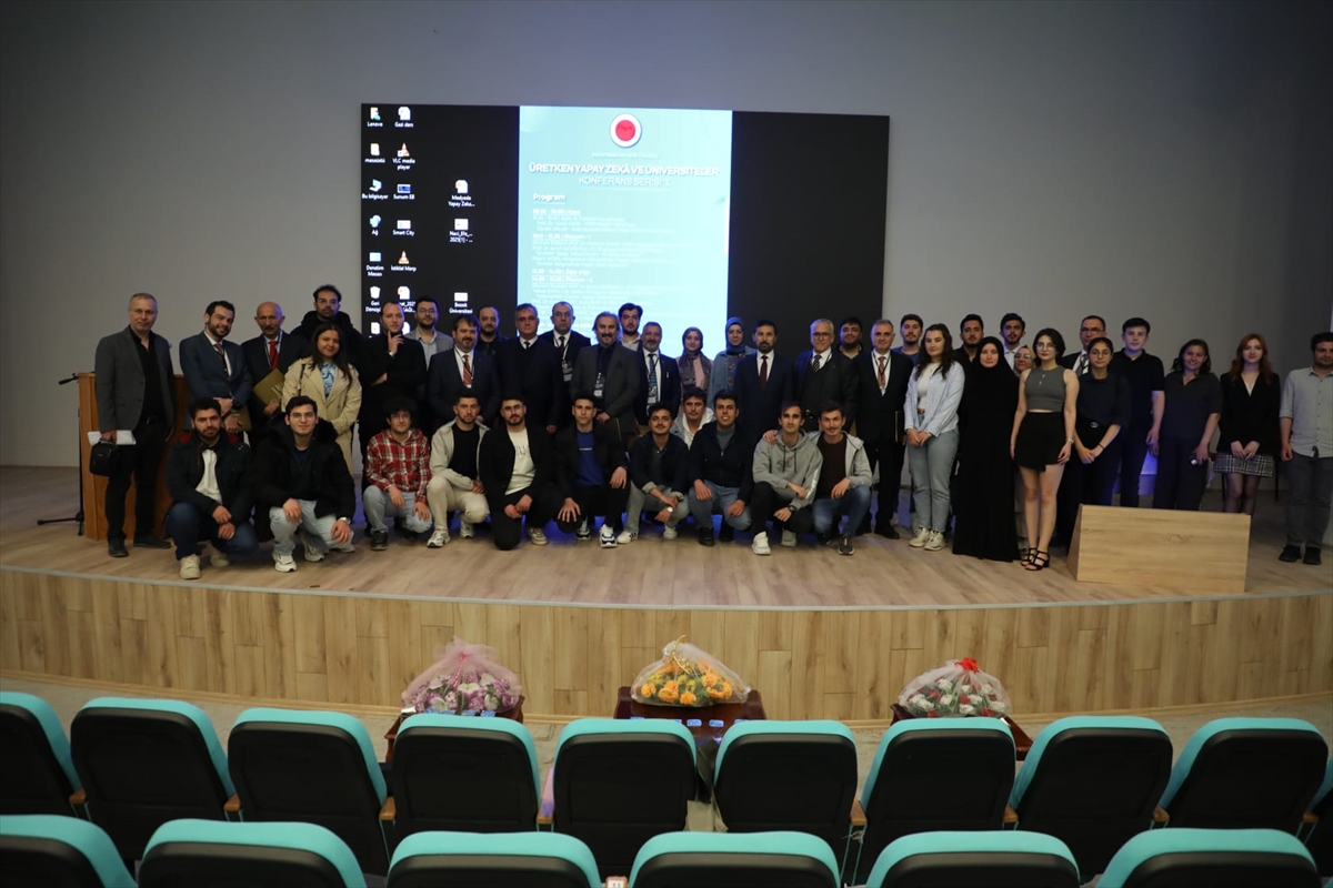Yozgat Bozok Üniversitesinde “Üretken Yapay Zeka ve Üniversiteler” konulu konferans düzenlendi