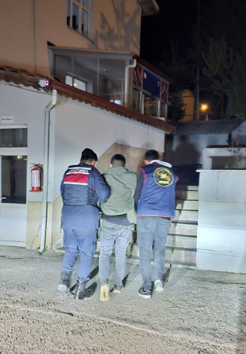 Yozgat'ta 9 yıl 2 ay kesinleşmiş hapis cezası bulunan firari hükümlü yakalandı
