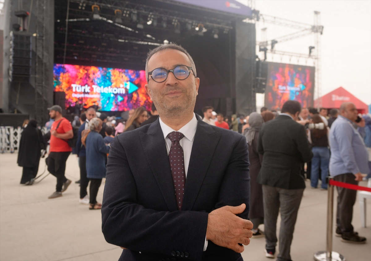 Yunus Emre Enstitüsü Başkanı Aliy, 7. Etnospor Kültür Festivali'nin kapanış törenine katıldı: