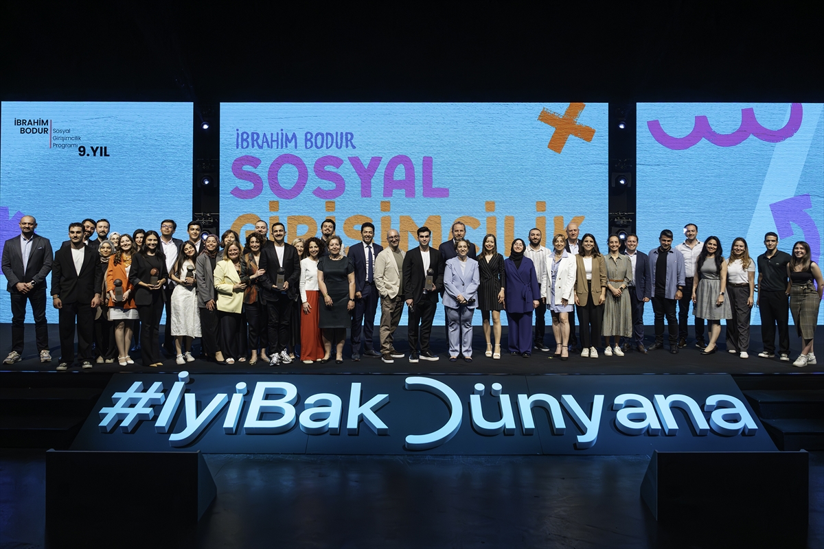 9. İbrahim Bodur Sosyal Girişimcilik Programı'nda ödüller sahiplerini buldu