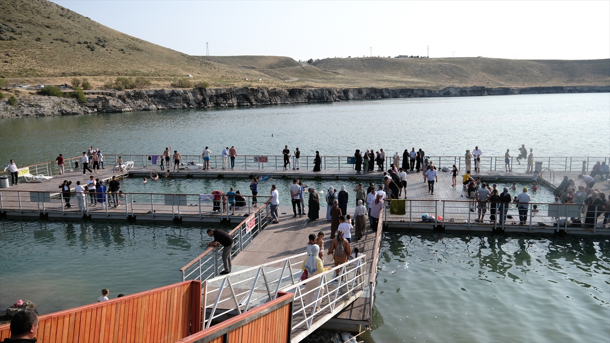 Acıgöl, Kurban Bayramı tatilinde yerli turistlerin akınına uğradı