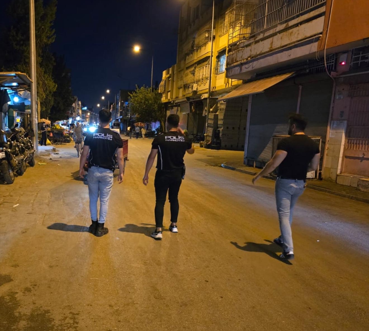 Adana'da uyuşturucu operasyonlarında 63 şüpheli gözaltına alındı