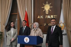 TBMM (AA) – AK Parti Grup Başkanvekili Leyla Şahin Usta,