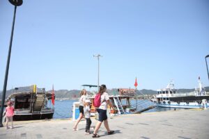 MUĞLA (AA) – Muğla Valisi İdris Akbıyık, Akdeniz'de saat 02.17'de