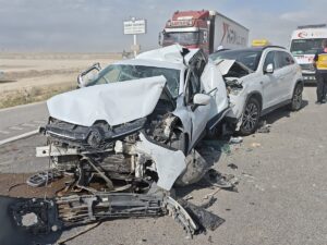 AKSARAY (AA) – Aksaray'ın Sultanhanı ilçesinde 5 aracın karıştığı zincirleme