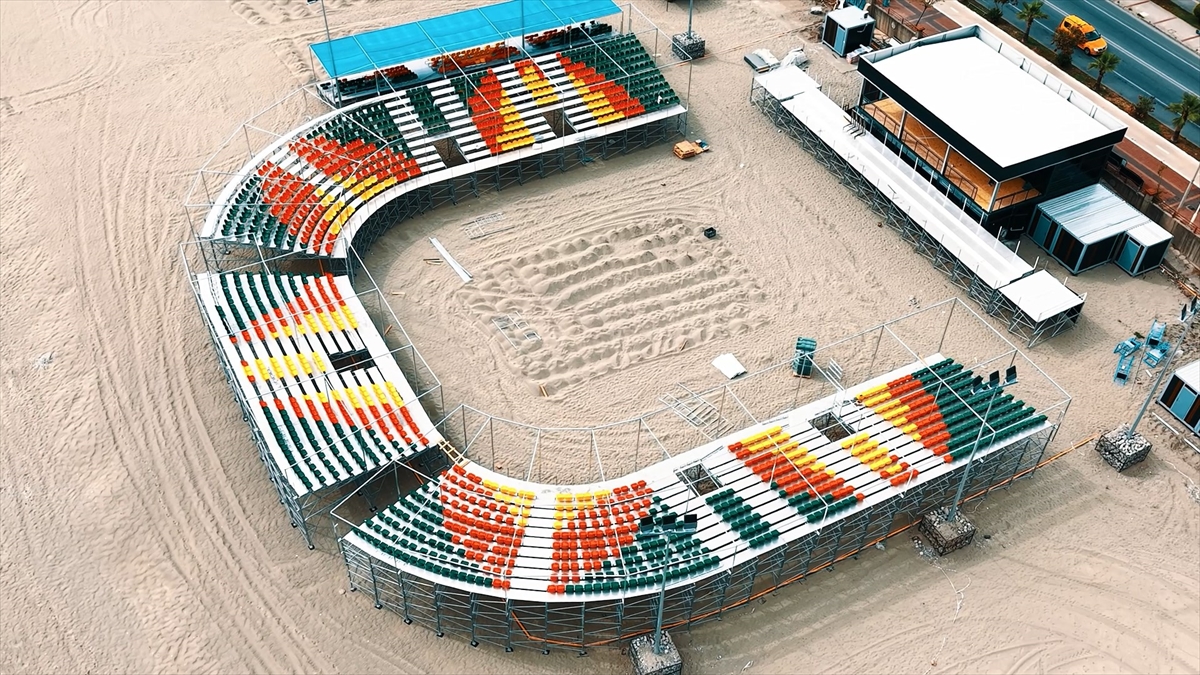 Alanya'da düzenlenecek Avrupa plaj hentbolu şampiyonaları için hazırlıklar sürüyor