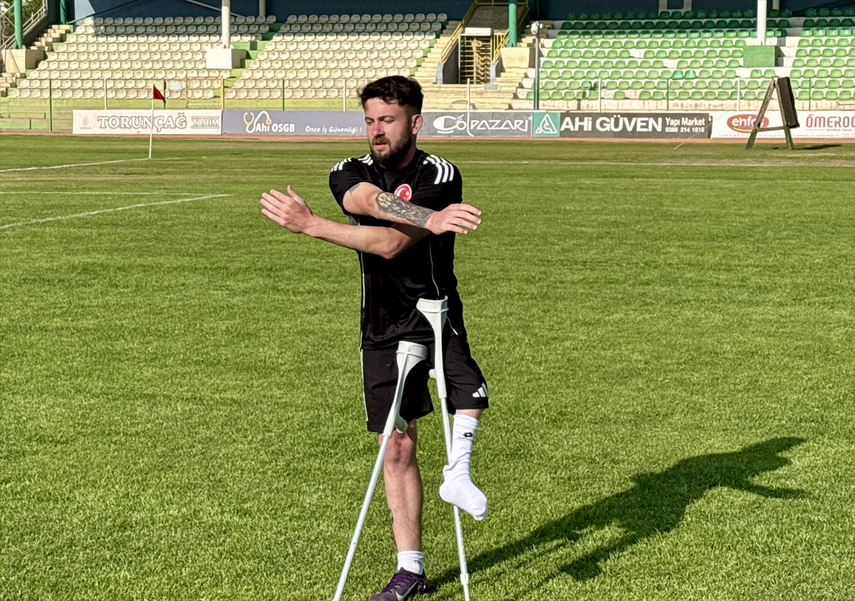 Ampute futbolun gol kralı Ömer Güleryüz'ün hedefi kaptan olarak da başarılarını sürdürmek