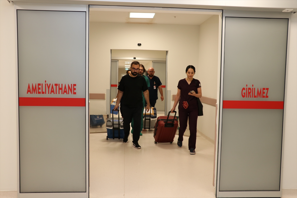 Antalya'da beyin ölümü gerçekleşen kişinin organları 3 hastaya umut olacak