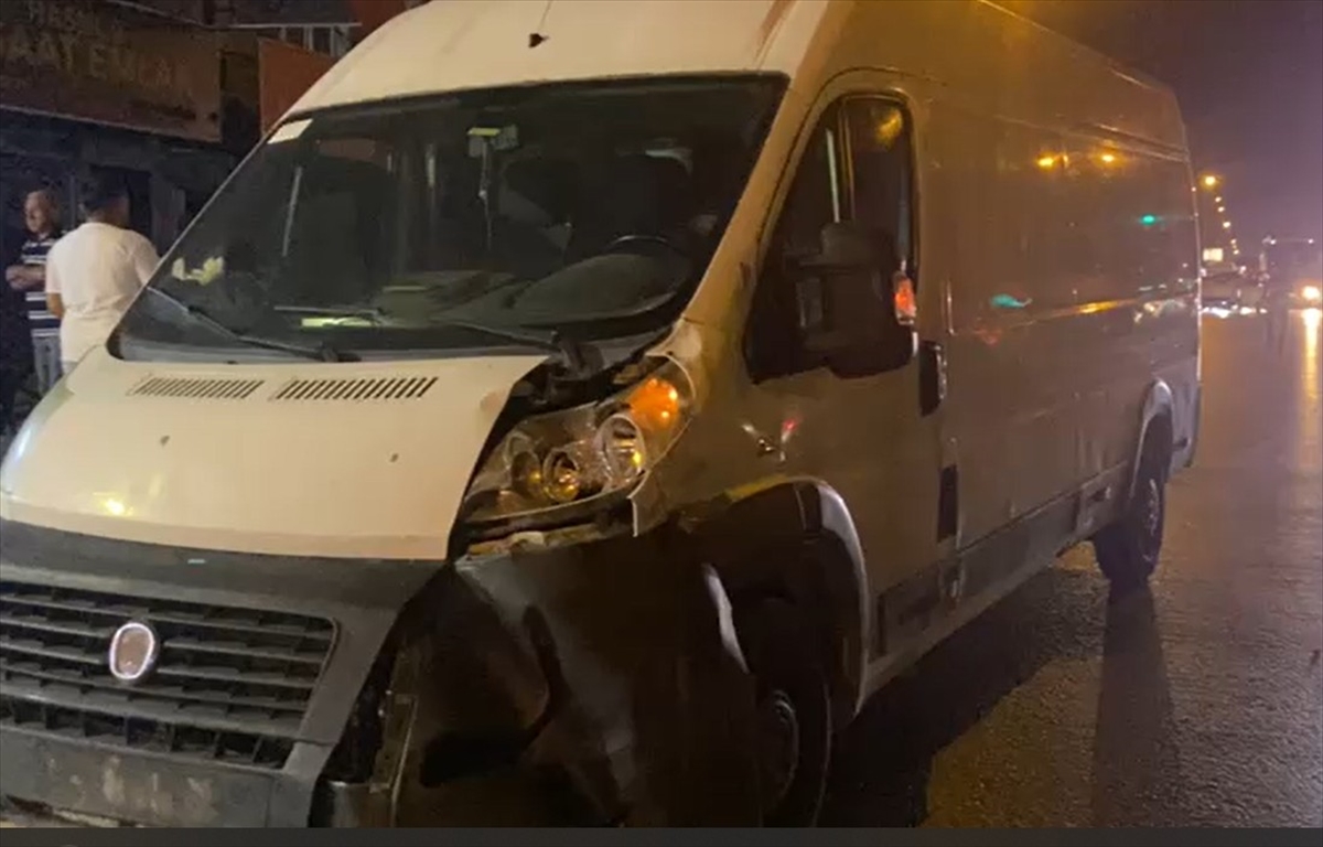 Antalya'da minibüsün çarptığı 12 yaşındaki çocuk yaşamını yitirdi