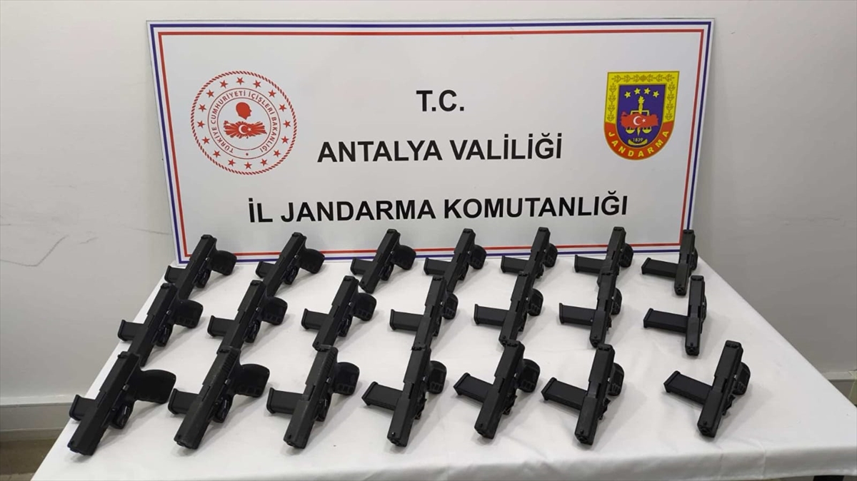 Antalya'da silah kaçakçılığı operasyonunda 1 kişi tutuklandı