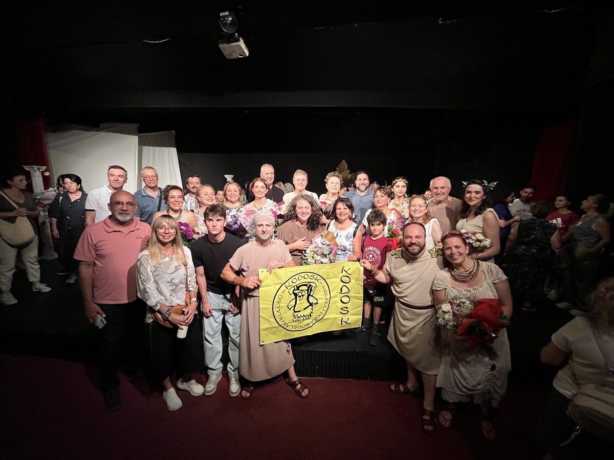 Aristophanes'in “Lysistrata” oyunu Kocaeli'de sahnelendi