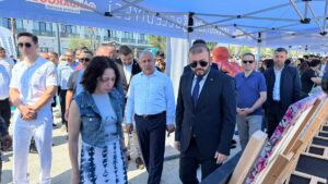 İSTANBUL (AA) – Arnavutköy'deki Karaburun Sahili, Mavi Bayrak almaya hak