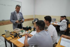 İZMİR (AA) – FIRAT ÖZDEMİR – Türkiye'nin önemli ayakkabı üretim