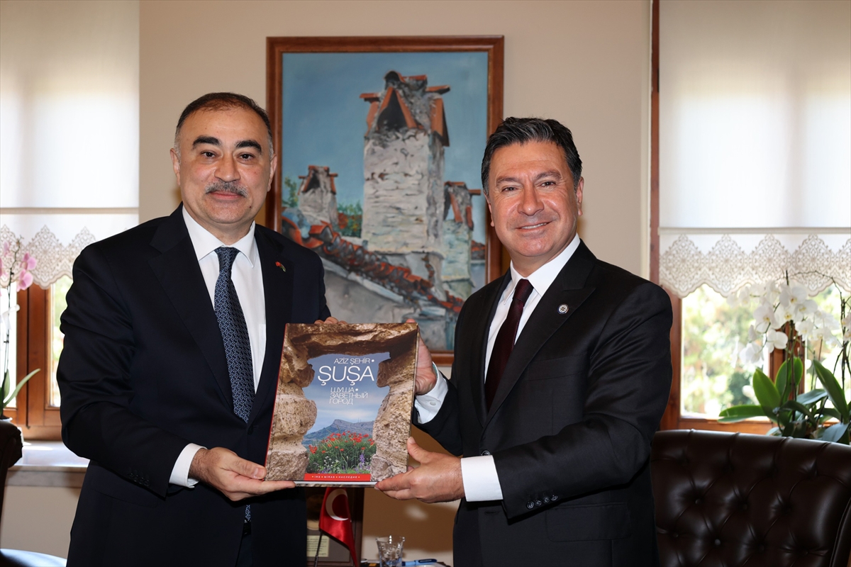Azerbaycan'ın Ankara Büyükelçisi Memmedov'dan Muğla Büyükşehir Belediye Başkanı Aras'a ziyaret: