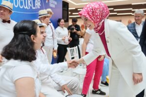 İSTANBUL (AA) – Aile ve Sosyal Hizmetler Bakanı Mahinur Özdemir