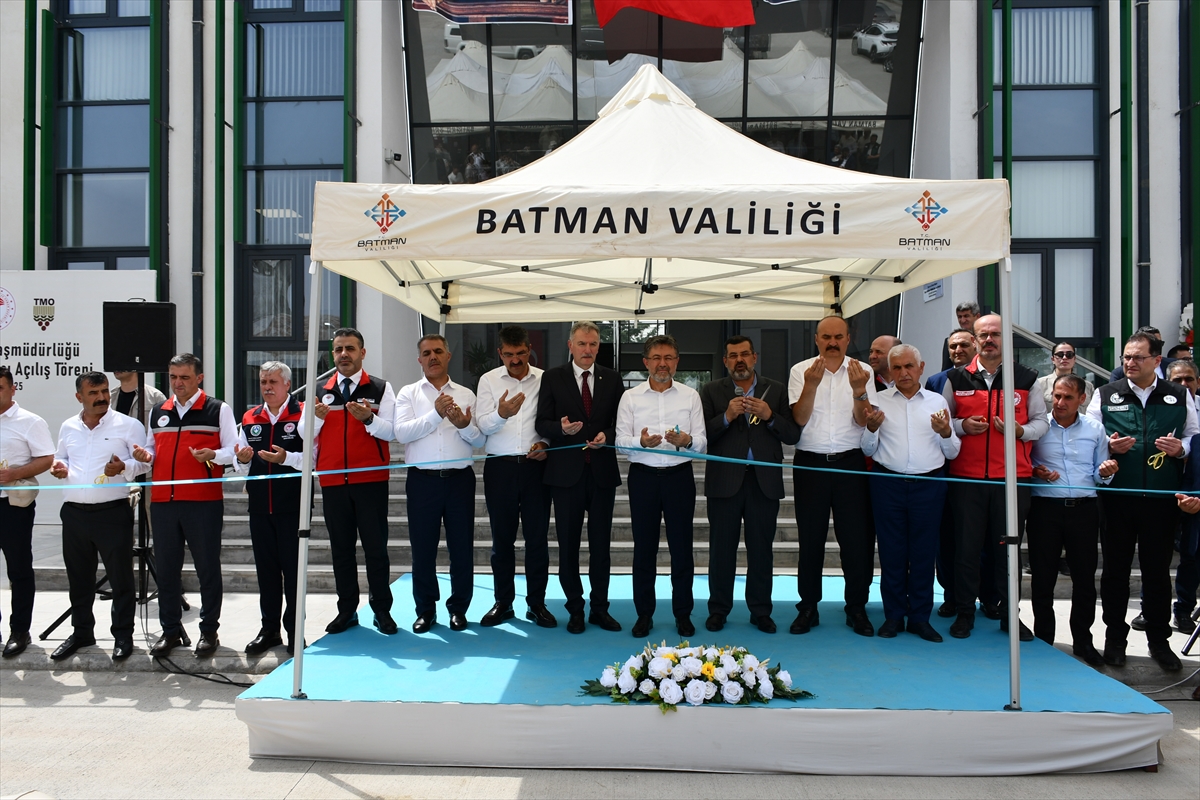 Bakan Yumaklı, Batman'da TMO'nun yeni hizmet binasının açılışında konuştu: