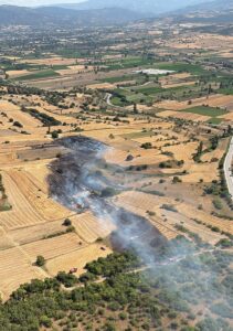 BALIKESİR (AA) – Balıkesir'in Kepsut ilçesinde çıkan arazi yangını kontrol
