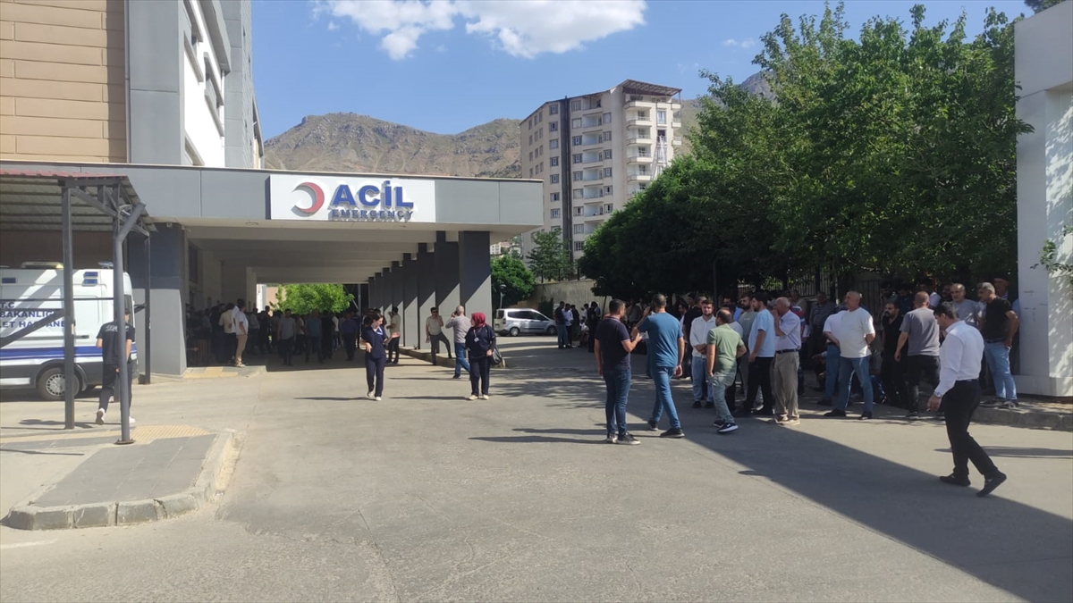 Batman'da bilirkişi ekibini taşıyan aracın şarampole yuvarlanması sonucu 5 kişi öldü