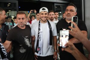 İSTANBUL (AA) – Beşiktaş'ın transfer görüşmelerinde bulunduğu Çek savunma oyuncusu