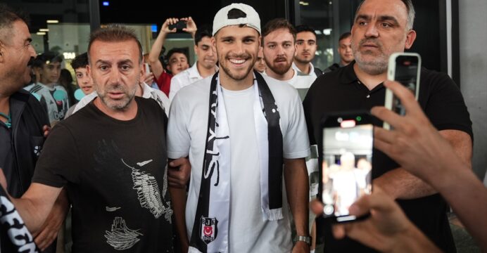 Beşiktaş'ın transfer görüşmesi yaptığı David Jurasek, İstanbul'a geldi