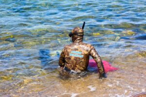 MUĞLA (AA) – Muğla'nın Bodrum ilçesinde deniz dibinden 62 kilogram