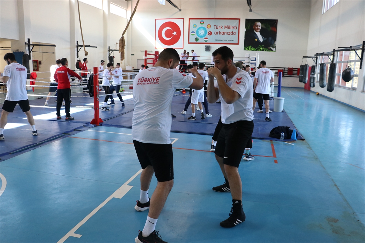 Boksta kalabalık kamplarla en iyi kadro oluşturulmaya çalışılıyor