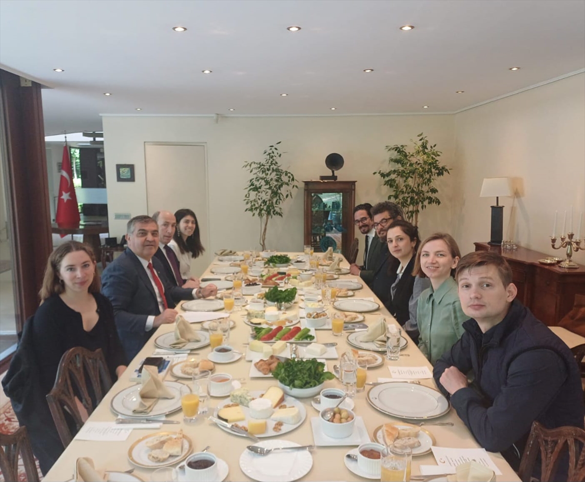 Brüksel'de “Dünya Kahvaltı Günü” kapsamında geleneksel Türk kahvaltısı tanıtıldı