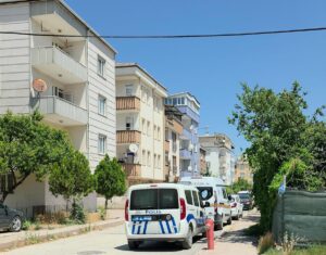 - Ölümü şüpheli bulunan bebeğin cenazesi, otopsi için Adli Tıp