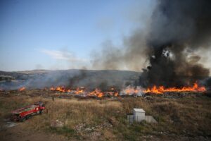 ÇANAKKALE (AA) – Çanakkale'de otluk alanda çıkan yangın kontrol altına