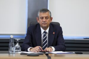 ANKARA (AA) – CHP Genel Başkanı Özgür Özel, ABD'nin İran'a