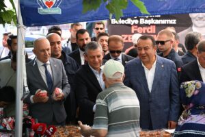 - "Hem Nehir'e (Ferdi Zeyrek'in kızı) hem de yarın sınava