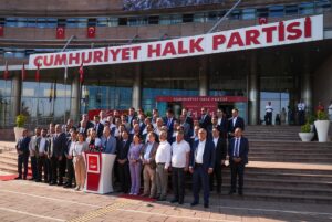 - "Tüm il başkanlarımız Cumhuriyet Halk Partisi 38. Olağan Kurultay