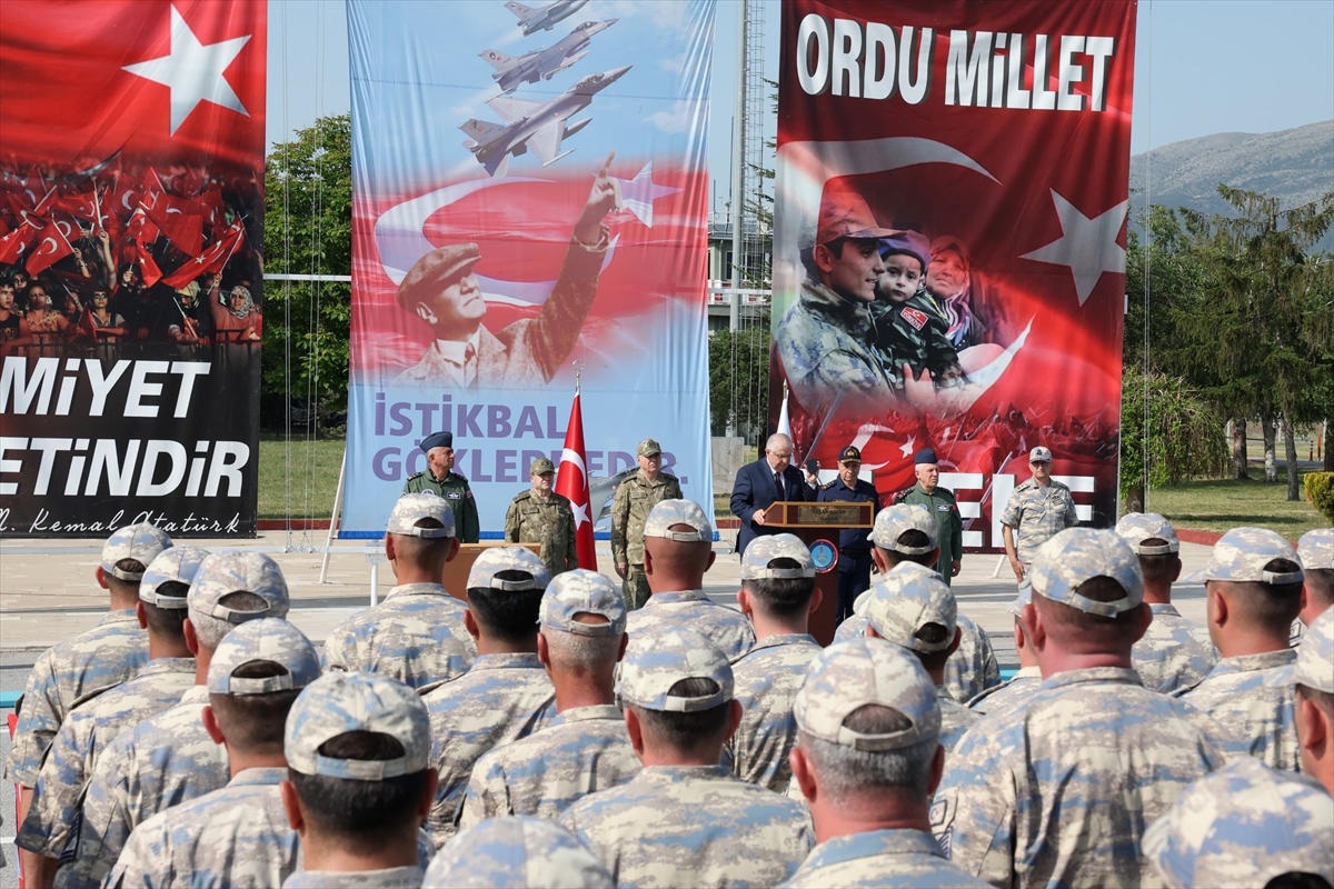 Cumhurbaşkanı Erdoğan, Mehmetçik ile telefonda bayramlaştı: