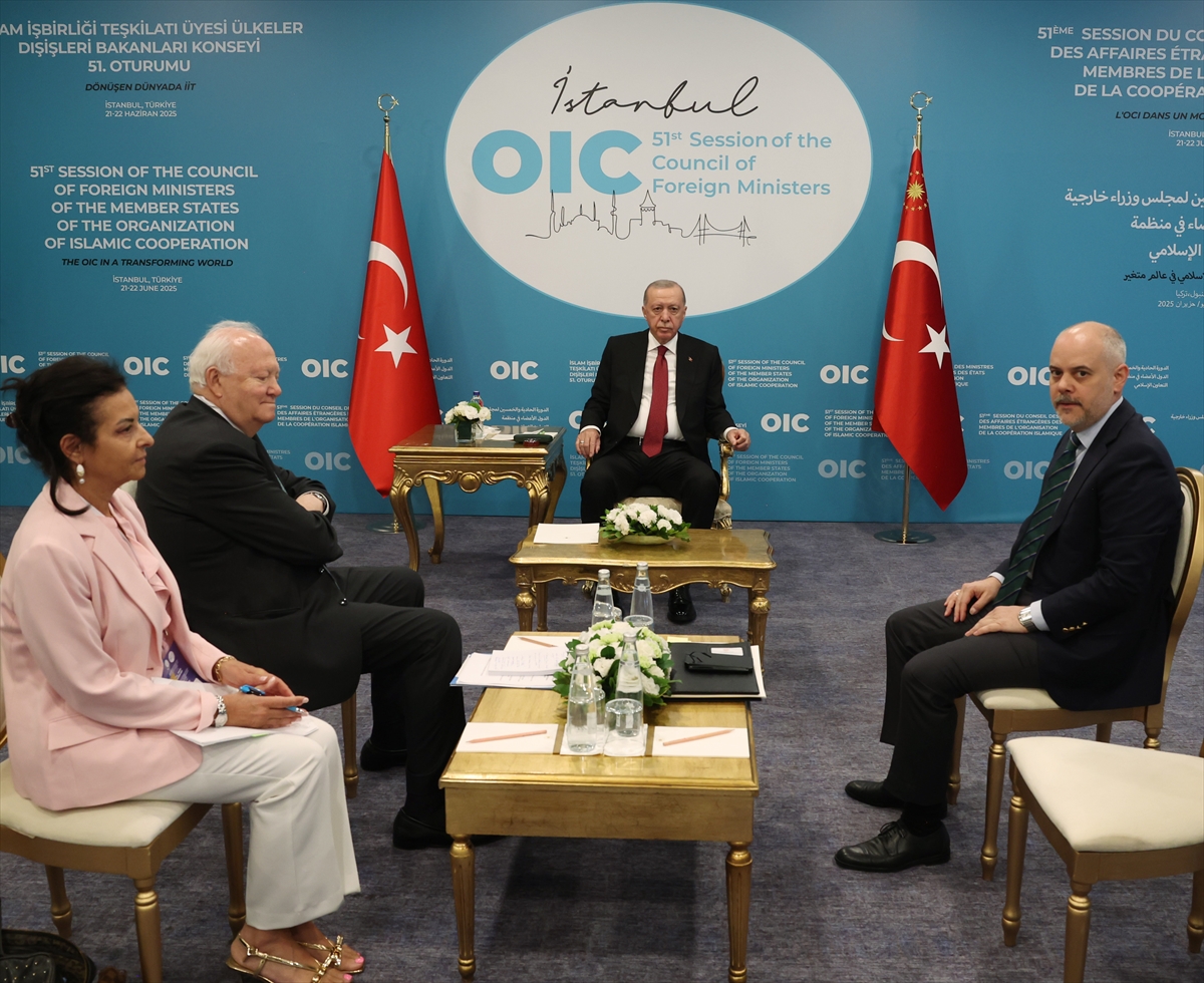 Cumhurbaşkanı Erdoğan, BM Medeniyetler İttifakı Yüksek Temsilcisi Moratinos’u kabul etti