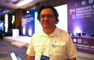 DİYARBAKIR (AA) – Diyarbakır'da "Uluslararası Katılımlı Kapalı (Endoskopik) Kulak Cerrahisi