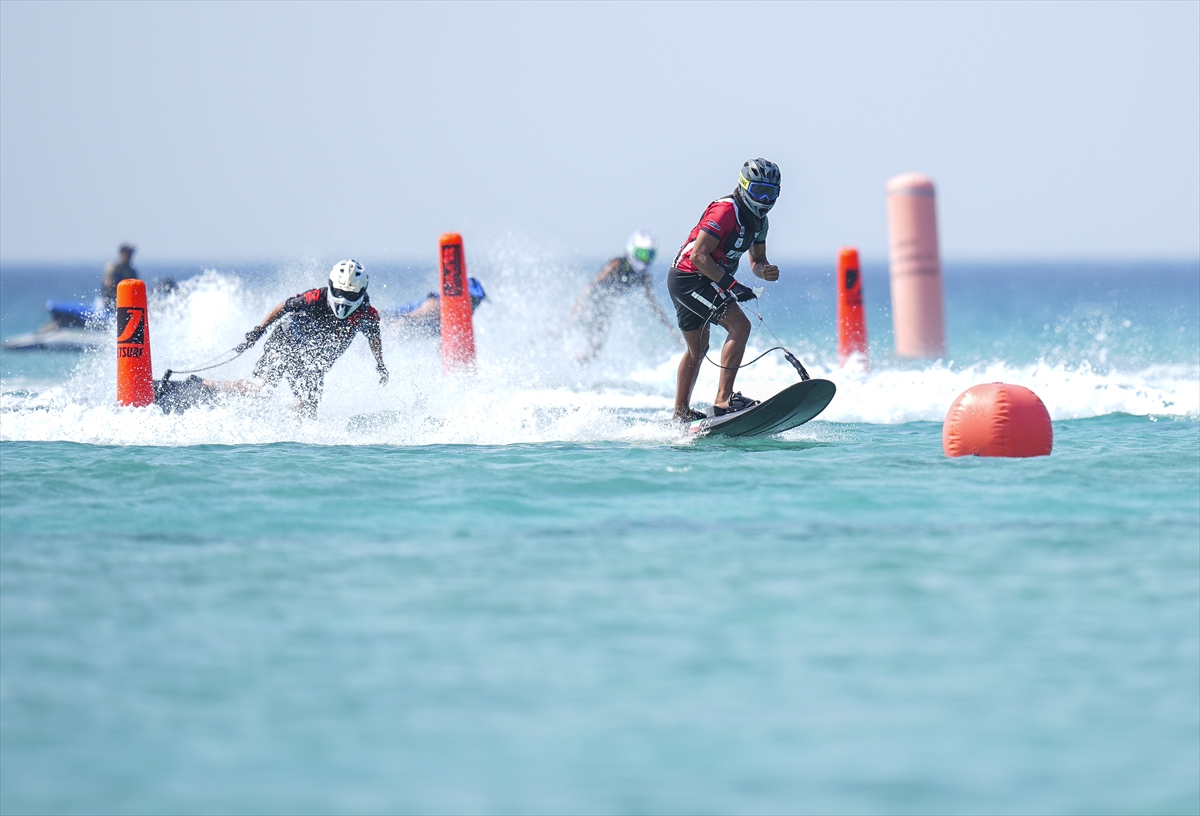 Dünya Motosurf Şampiyonası, Çeşme'de başladı