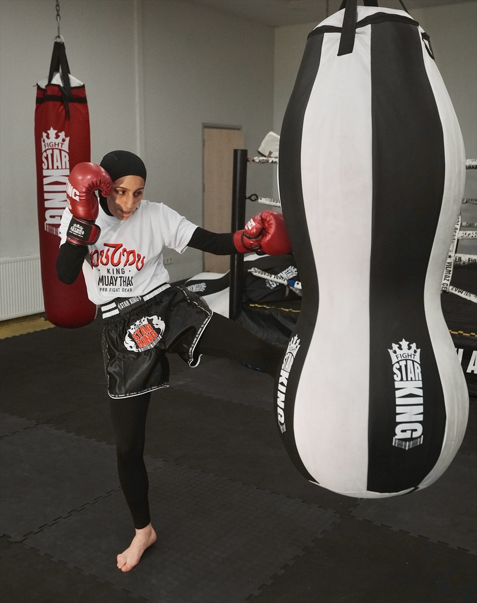 Dünya şampiyonu muaythaici Fatma Çeken'in hayali 2032 Brisbane Olimpiyatları:
