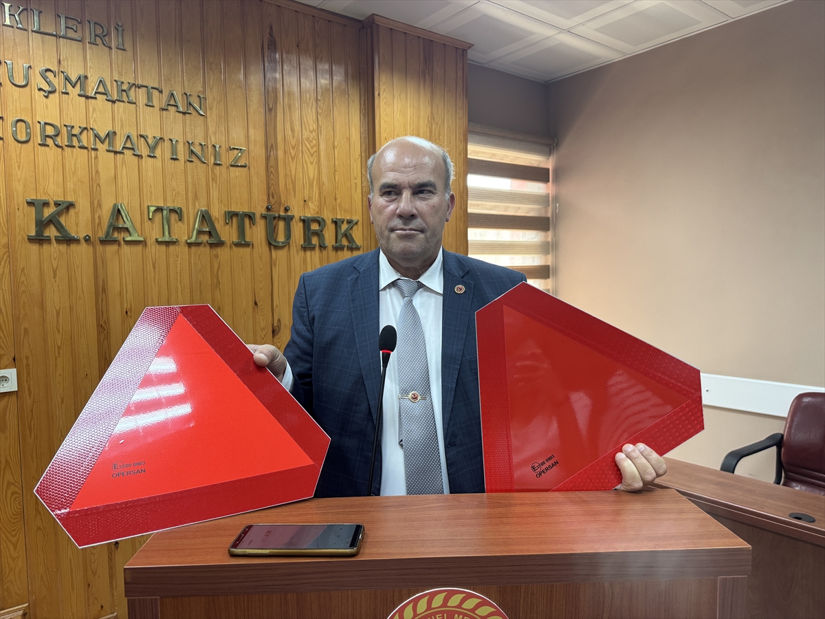 Edirne'de çiftçilere römorklarda reflektör kullanılması uyarısı yapıldı