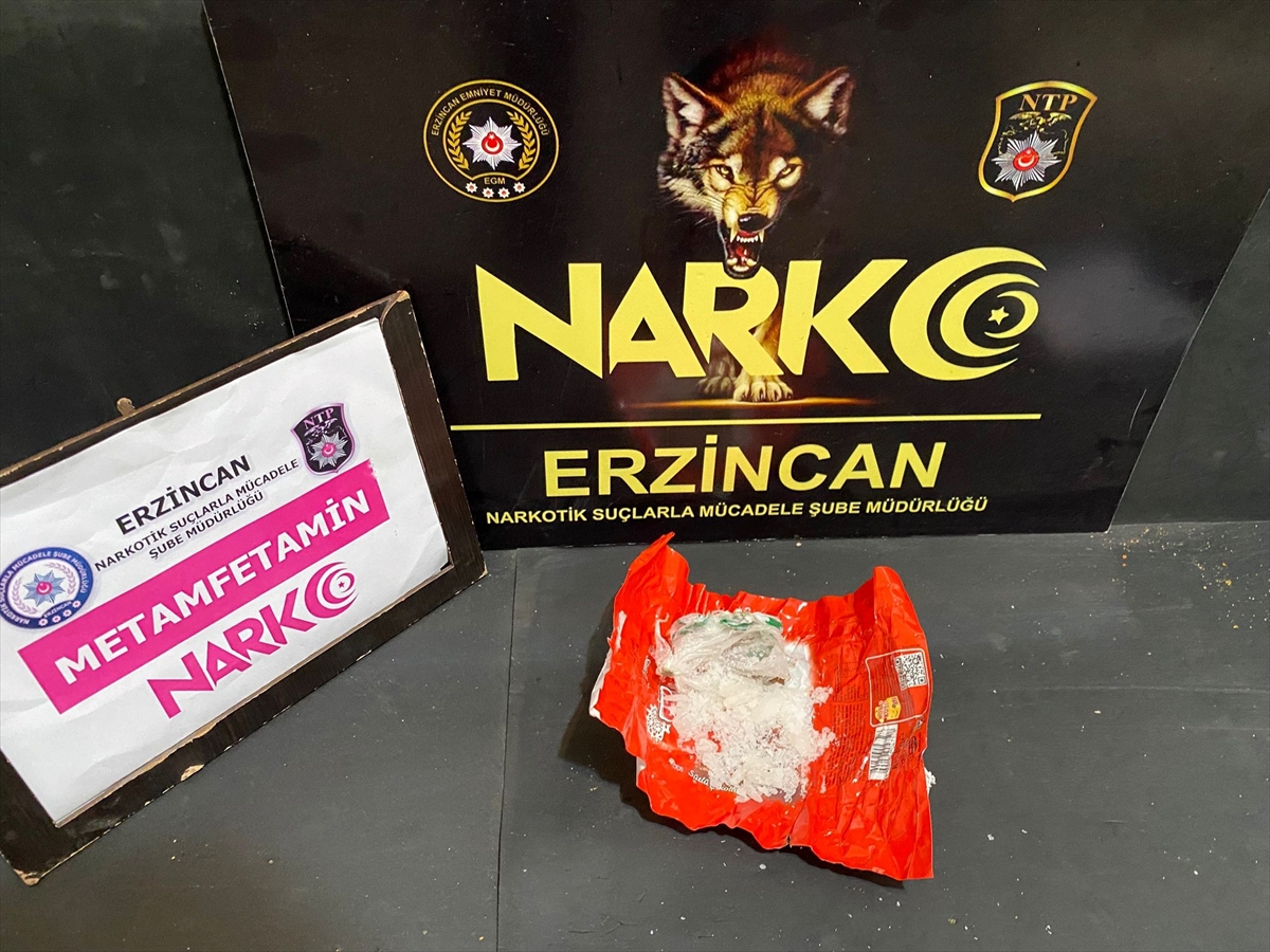 Erzincan'da uyuşturucu operasyonunda 2 şüpheli yakalandı