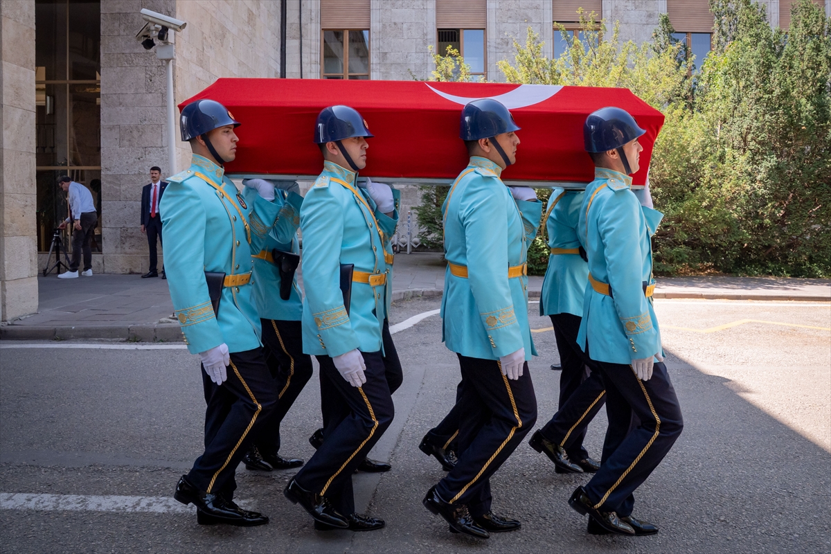 Eski milletvekili Mükerrem Levent için Meclis'te cenaze töreni düzenlendi
