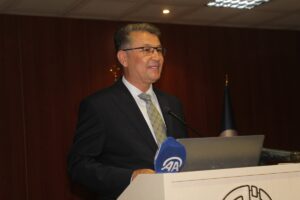 ESKİŞEHİR (AA) – Anadolu Üniversitesi ev sahipliğinde "Yapay Zeka ve