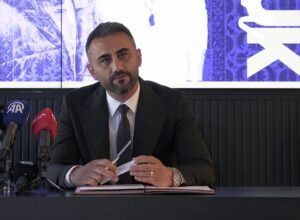 İSTANBUL (AA) – Eyüpspor'da teknik direktörlük görevine getirilen Selçuk Şahin