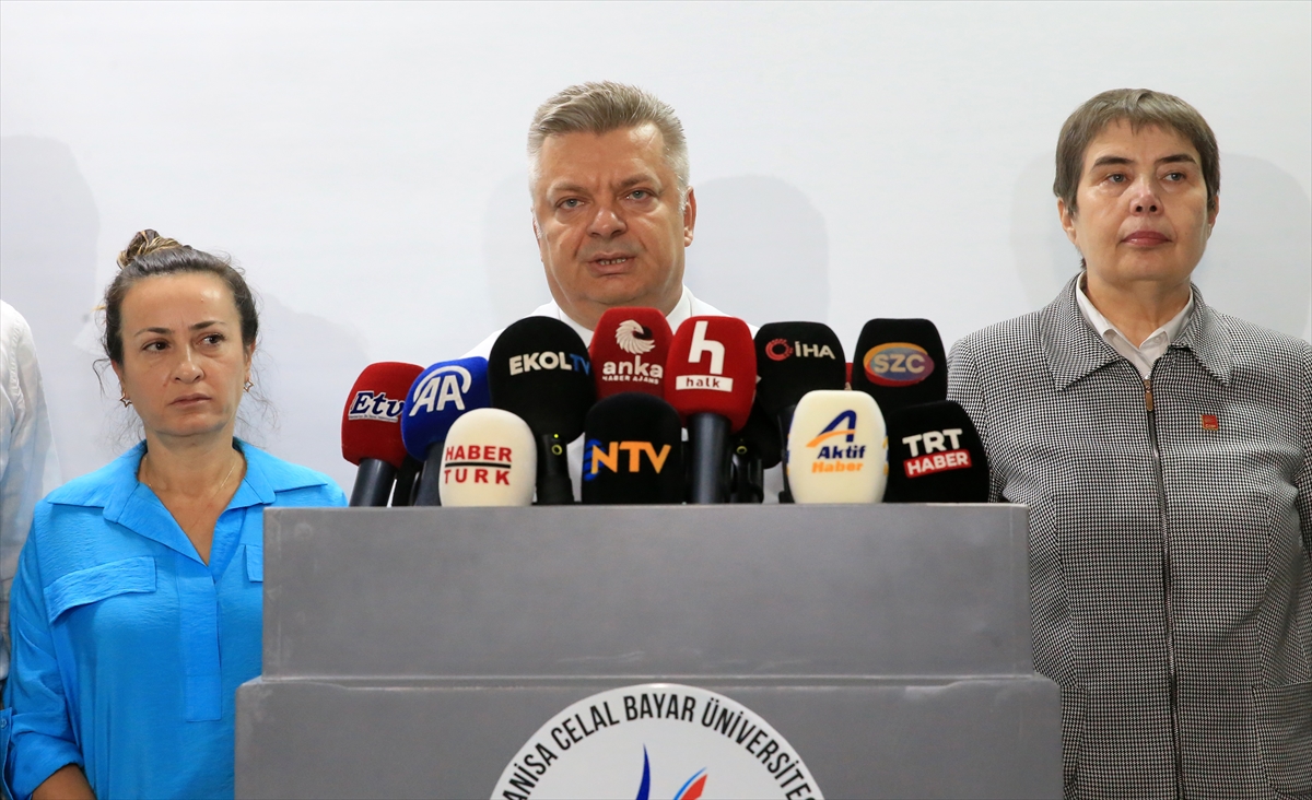 Ferdi Zeyrek'in sağlık durumuna ilişkin, Başhekim Topçu'dan açıklama: