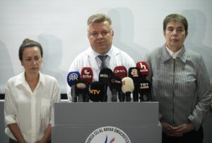 - "Yoğun bakım süreci çok dinamik bir süreç. Her an