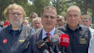 MUĞLA (AA) – Muğla'nın Fethiye ilçesindeki evinde, Akdeniz'de Marmaris açıklarında